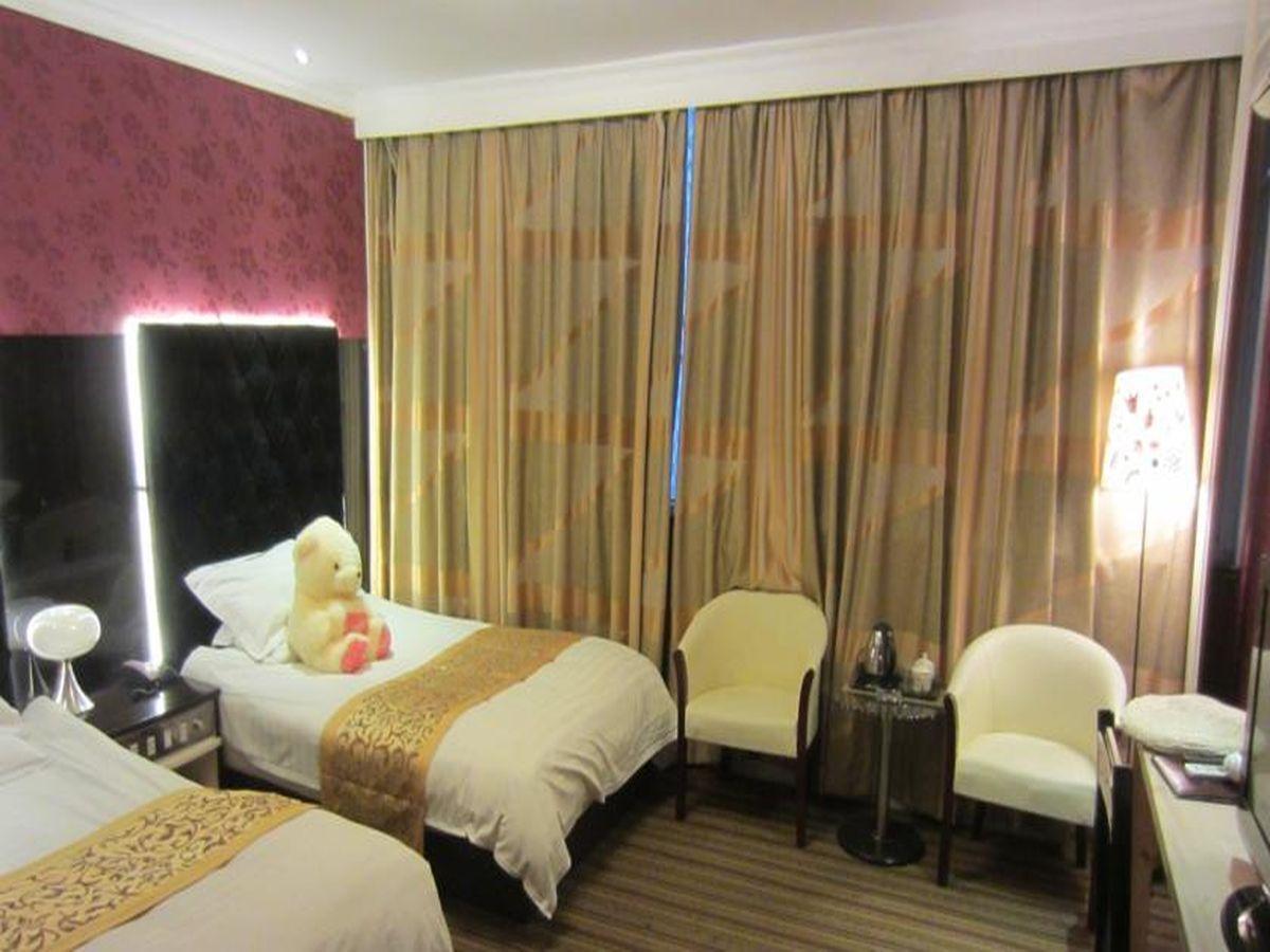 Jiujiu Holiday Hotel Shanghai Exterior foto